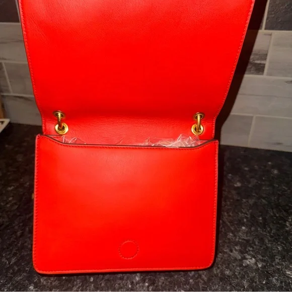 TORY BURCH ALEXA CONVERTIBLE SHOULDER BAG IN SAMBA.. Retail $475 - Picture 5 of 15